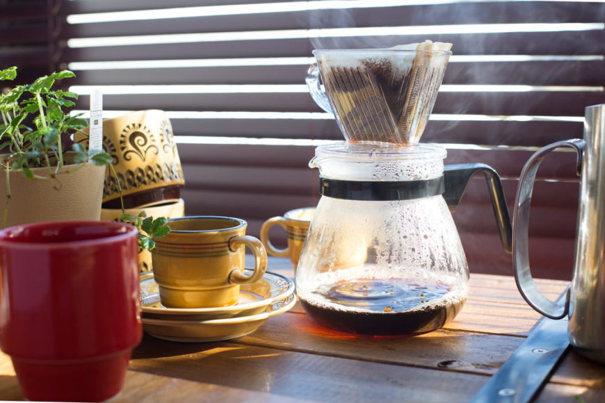 قهوه ساز دستی برای تهیه فیلتر کافی